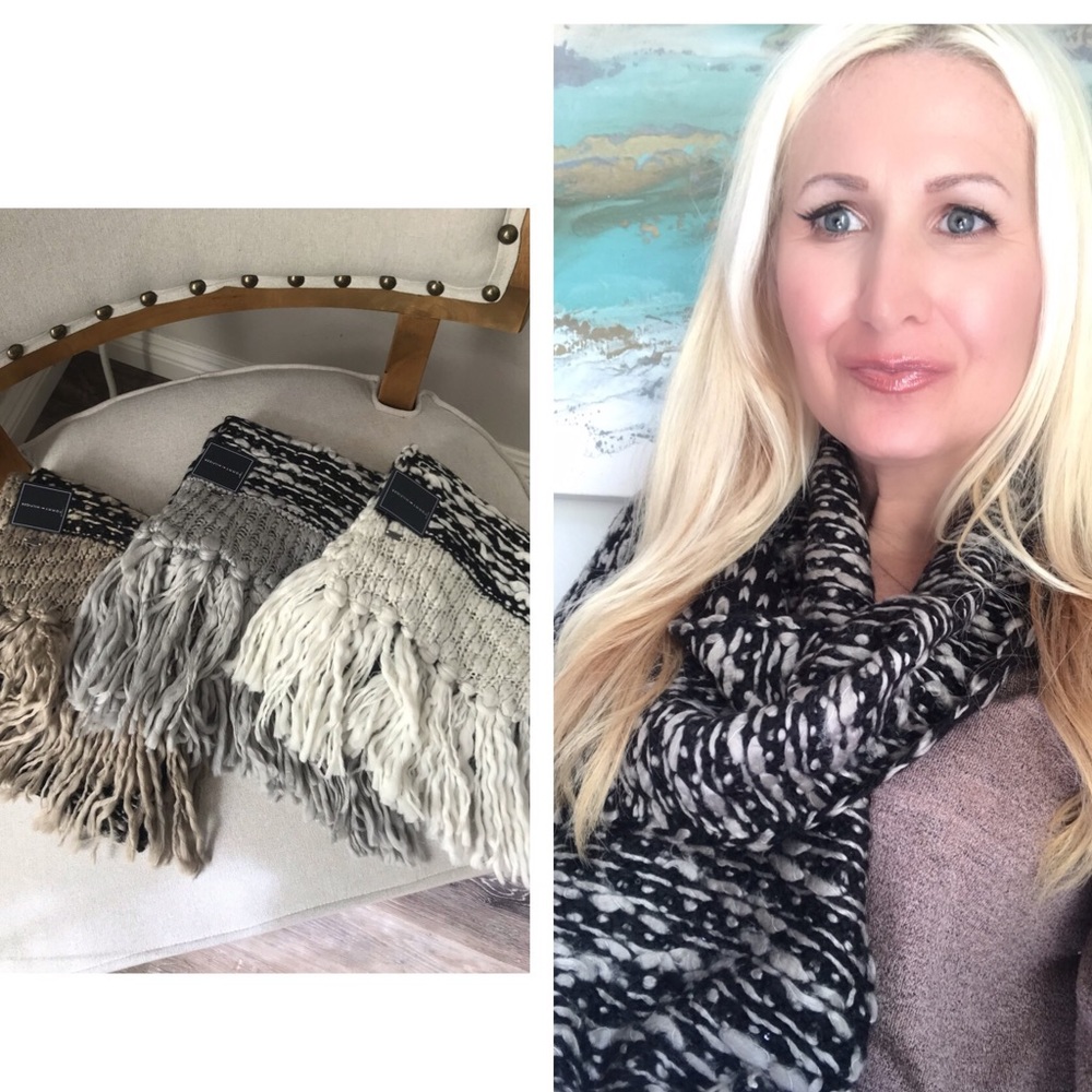 🌟 Hilfiger Long Knit Scarf /Color Choice🌟